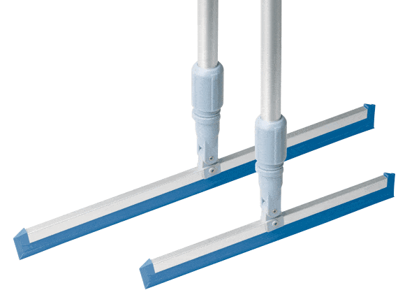 06-brooms-and-brushes-02-superior-multisqueegees-01-multisqueegee-swivel-with-mono-blade-multisqueegee-swivel-30cm-and-50cm-set-580x435